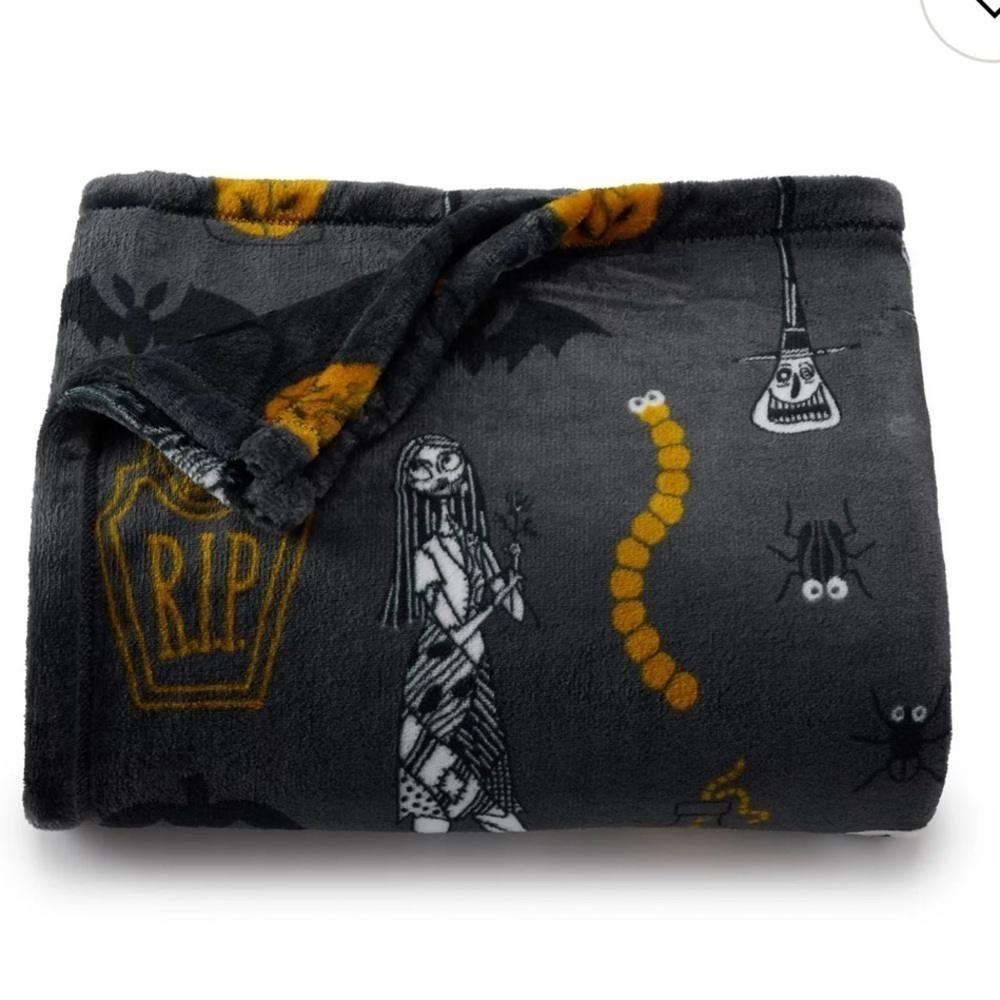 Disney Nightmare Before Christmas Oversized 5x6ft Fleece Blanket NEW